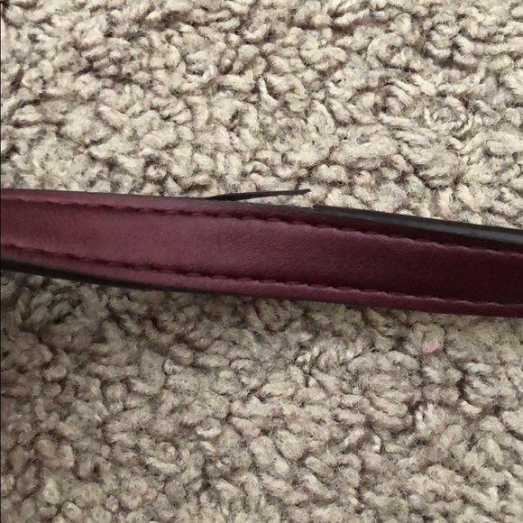 Guess Crossbody Bag - Picture 4 of 6